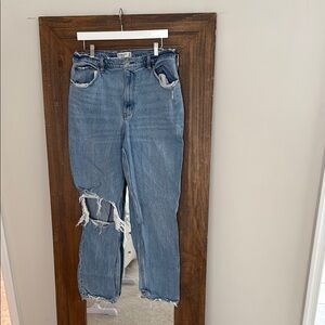 Abercrombie & Fitch “the 90s Straight Ultra High Rise” Jean